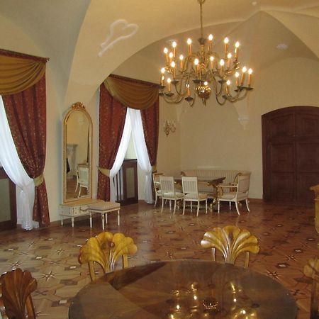 Zamek W Baranowie Sandomierskim Баранув-Сандомирський Екстер'єр фото