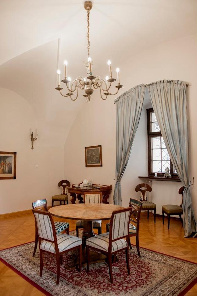 Zamek W Baranowie Sandomierskim Баранув-Сандомирський Екстер'єр фото