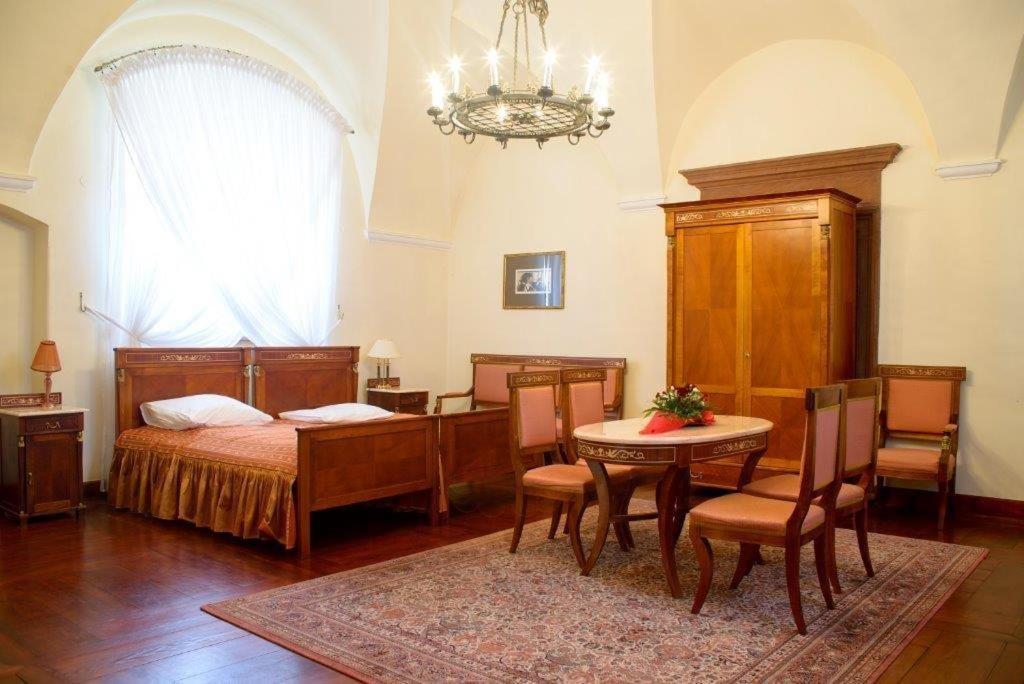 Zamek W Baranowie Sandomierskim Баранув-Сандомирський Екстер'єр фото